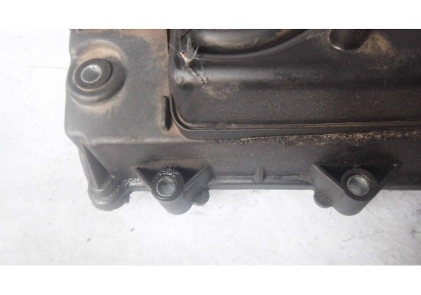 Клапанна кришка двигуна Renault Master II, Laguna II, Trafic, Espace IV, Vel Satis, 2,5 DCi, 2,2 DCi ,8200149903
